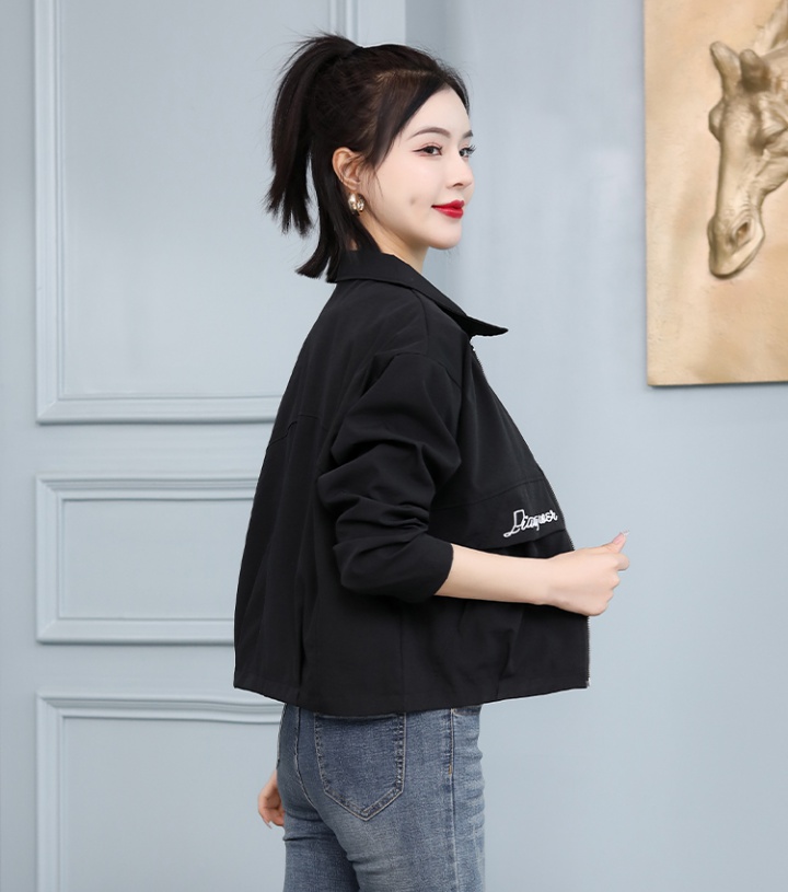 Spring and autumn embroidered windbreaker short coat
