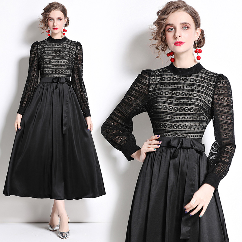 Slim black lace dress
