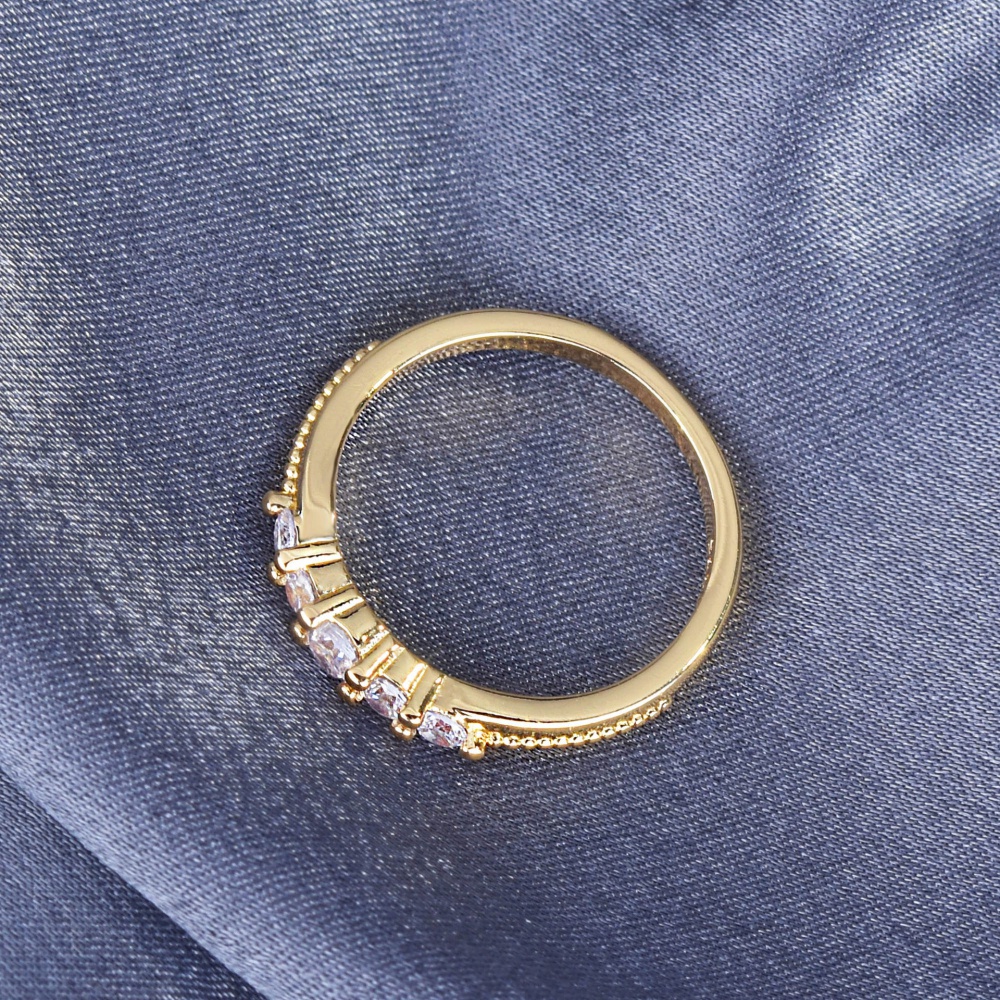 Inlay zircon diamond heart refreshing ring