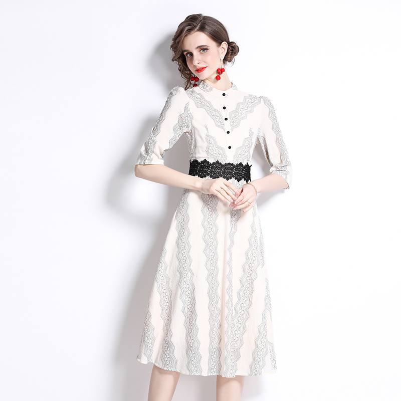 Round neck pure autumn pullover lace embroidery dress