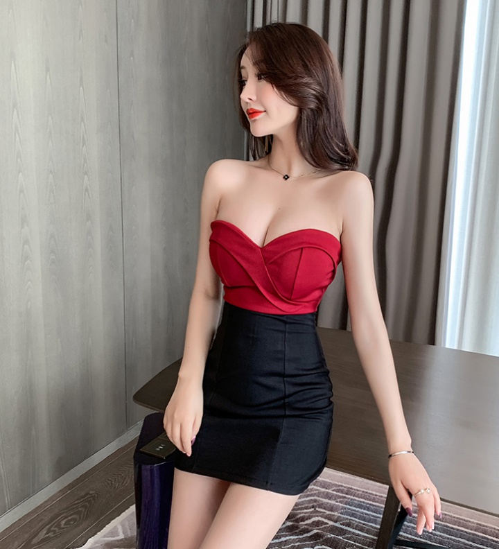 Low-cut tight halter sexy wrapped chest slim dress