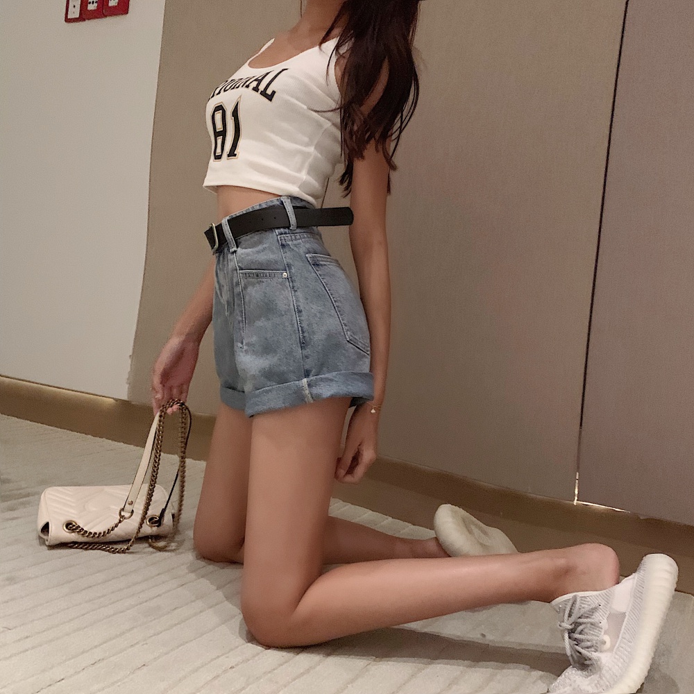 Korean style high waist jeans crimping slim shorts for women