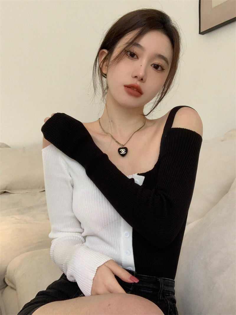 Mixed colors cardigan black-white tops for women