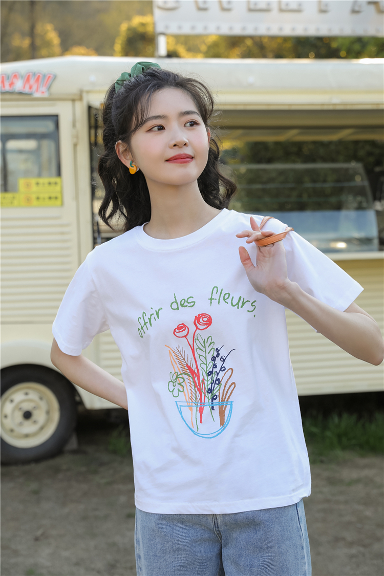 Spring and summer loose summer white pullover T-shirt