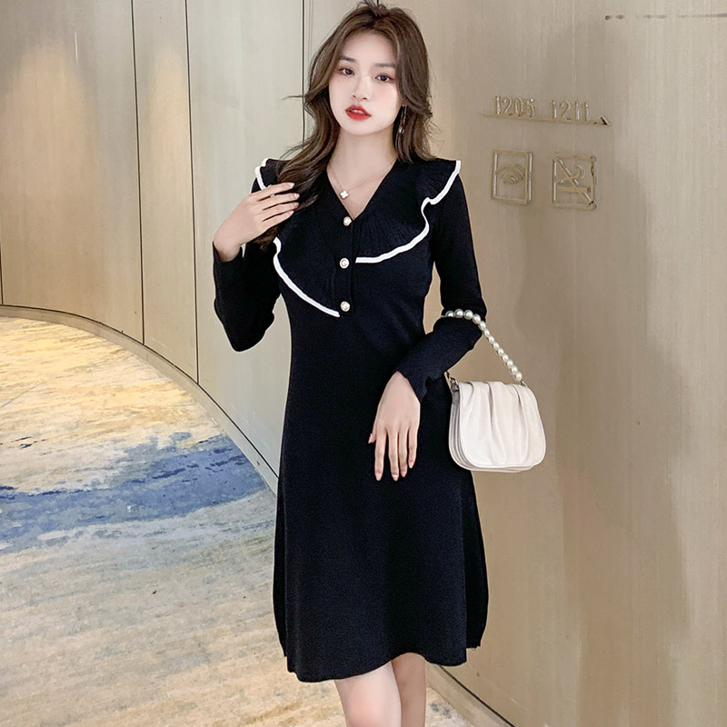 Temperament pinched waist dress knitted sweater