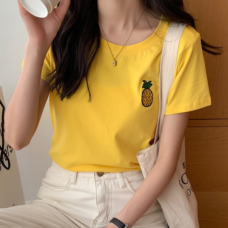 White Western style T-shirt embroidered tops for women