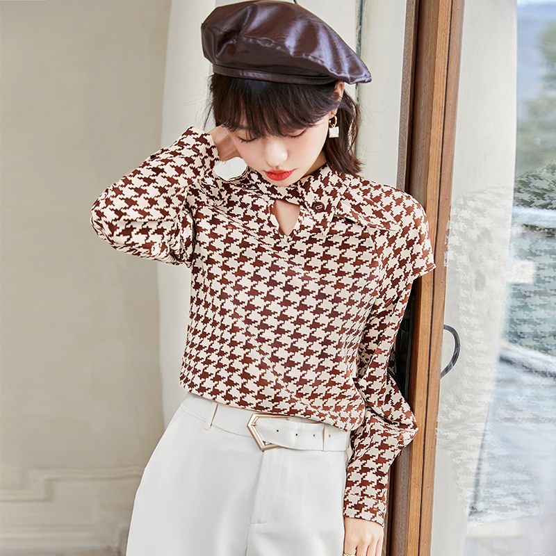 Plaid long sleeve shirt oblique collar chiffon shirt