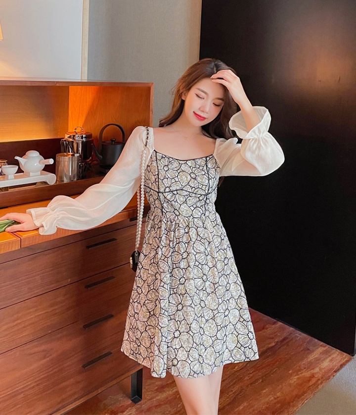 Pinched waist temperament embroidery square collar dress