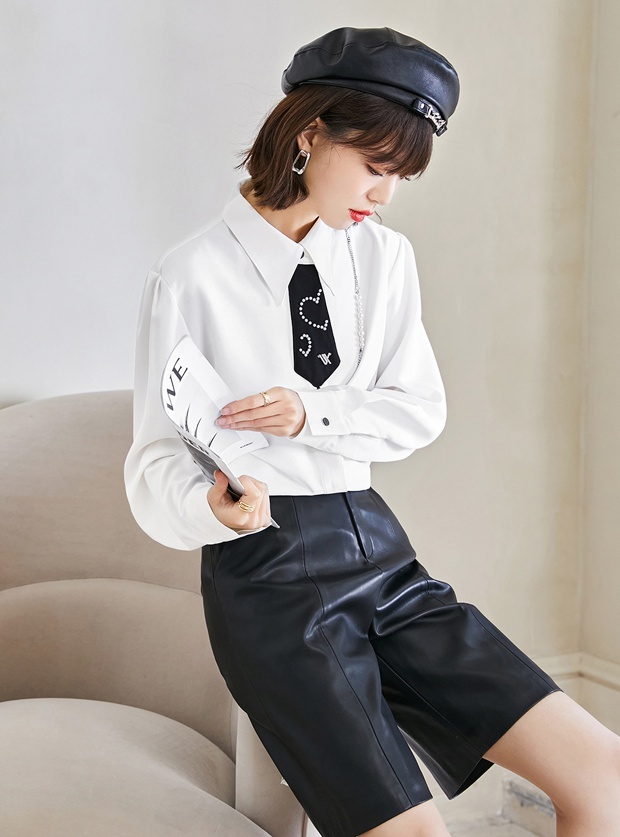 Spring white tops college style shirt for women
