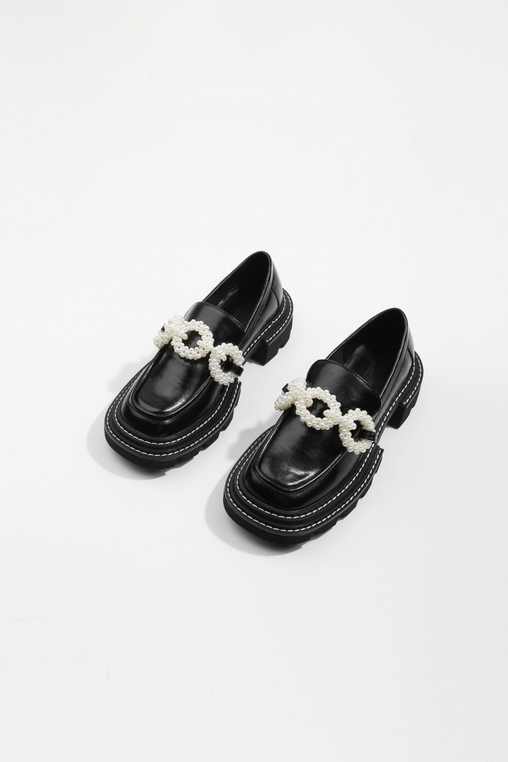 Buff fashion leather shoes pearl buckle uniform for women