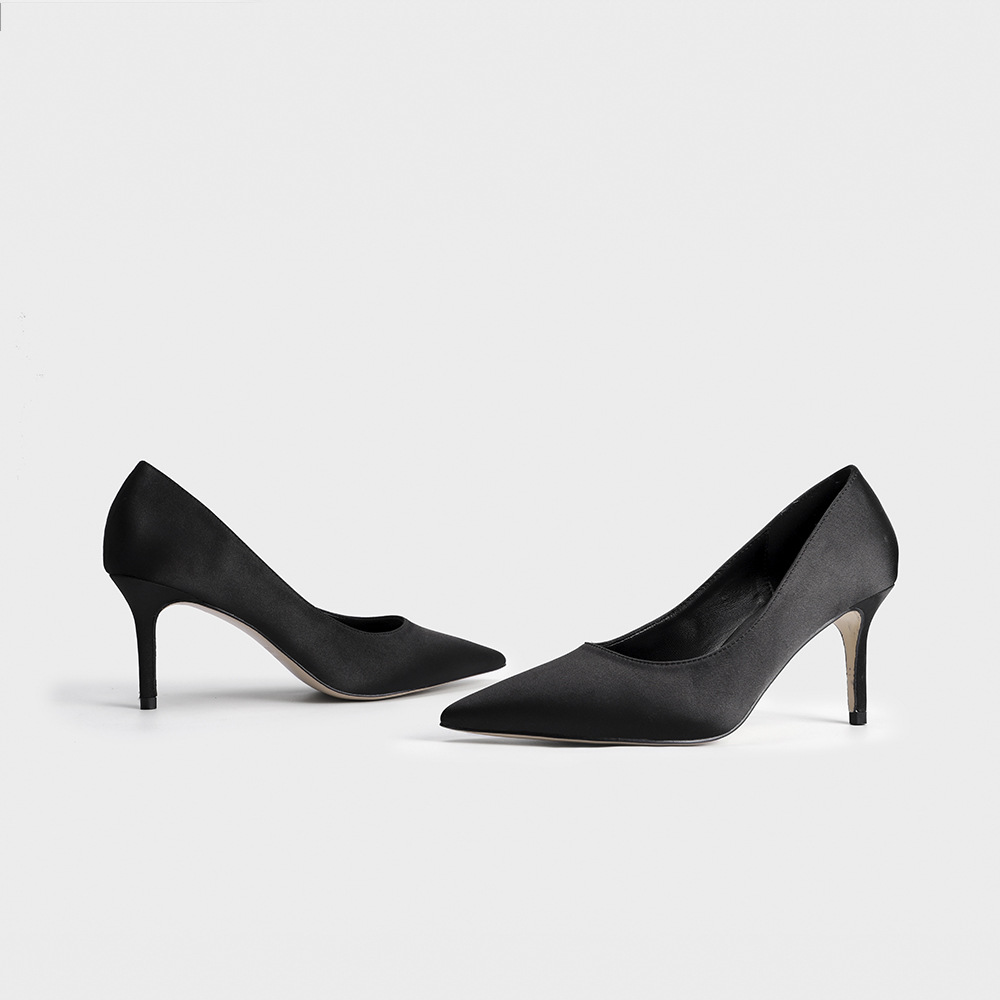 Black profession satin simple pointed high-heeled shoes
