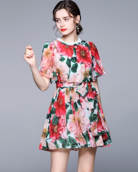 Western style retro printing slim colors pinched waist dress