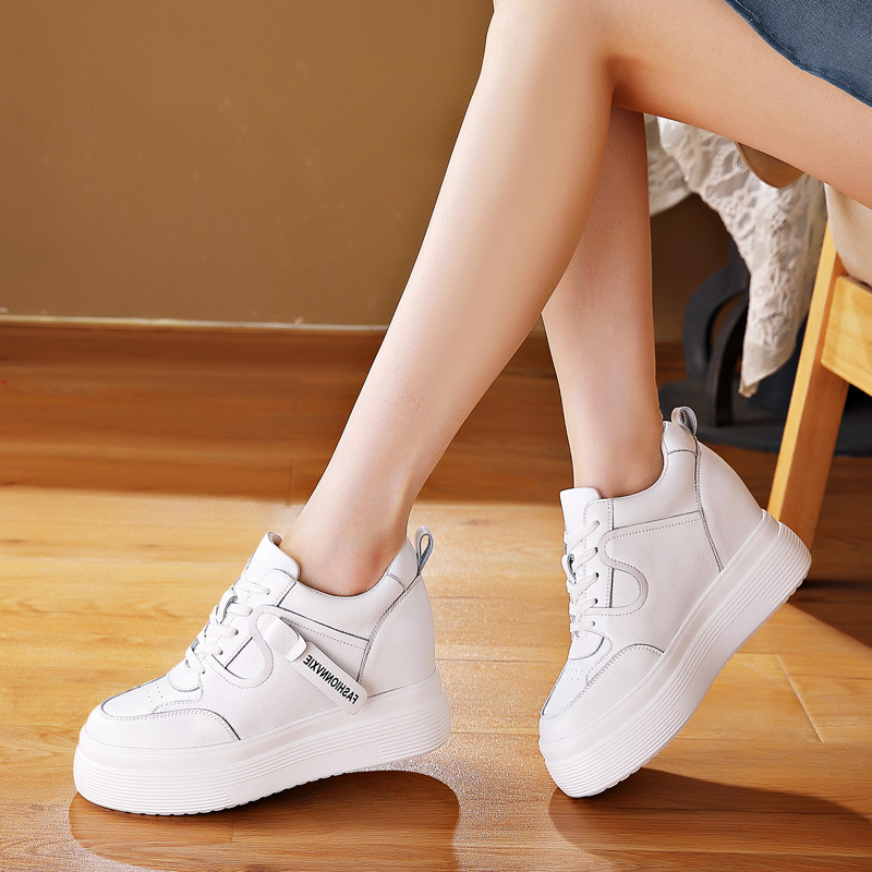 Thick crust fashion Sports shoes within increased shoes