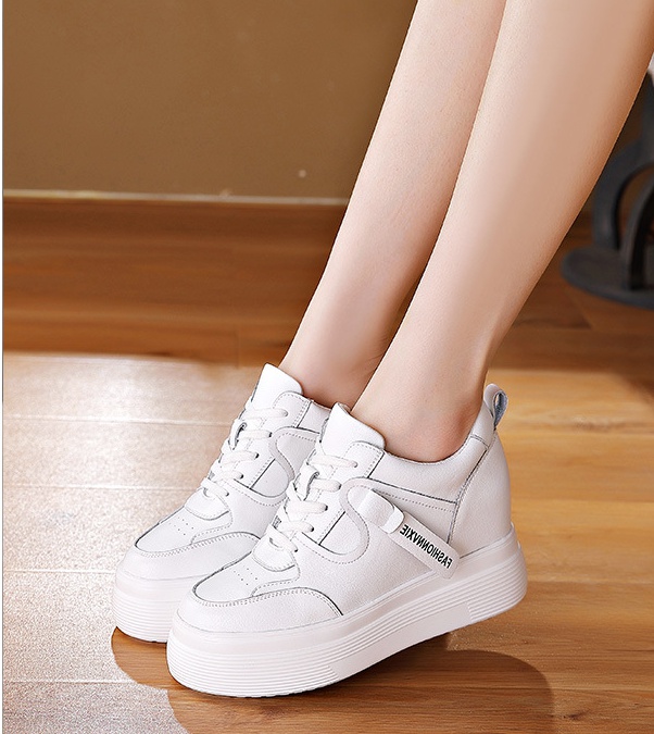 Thick crust fashion Sports shoes within increased shoes