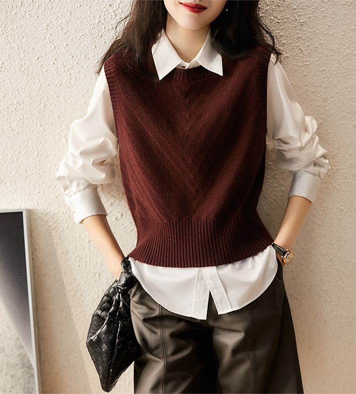 Spring and summer waistcoat wears outside vest for women