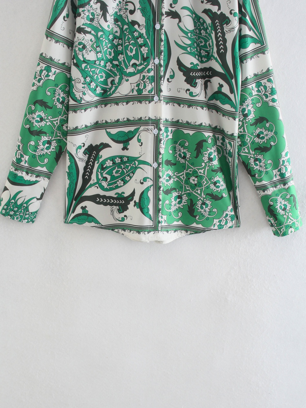 Long sleeve cardigan printing shirt for women