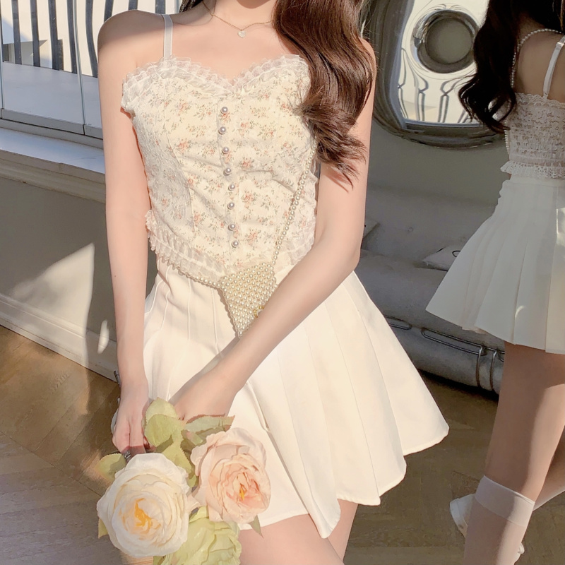 Spring and summer wrapped chest wears outside lace vest for women
