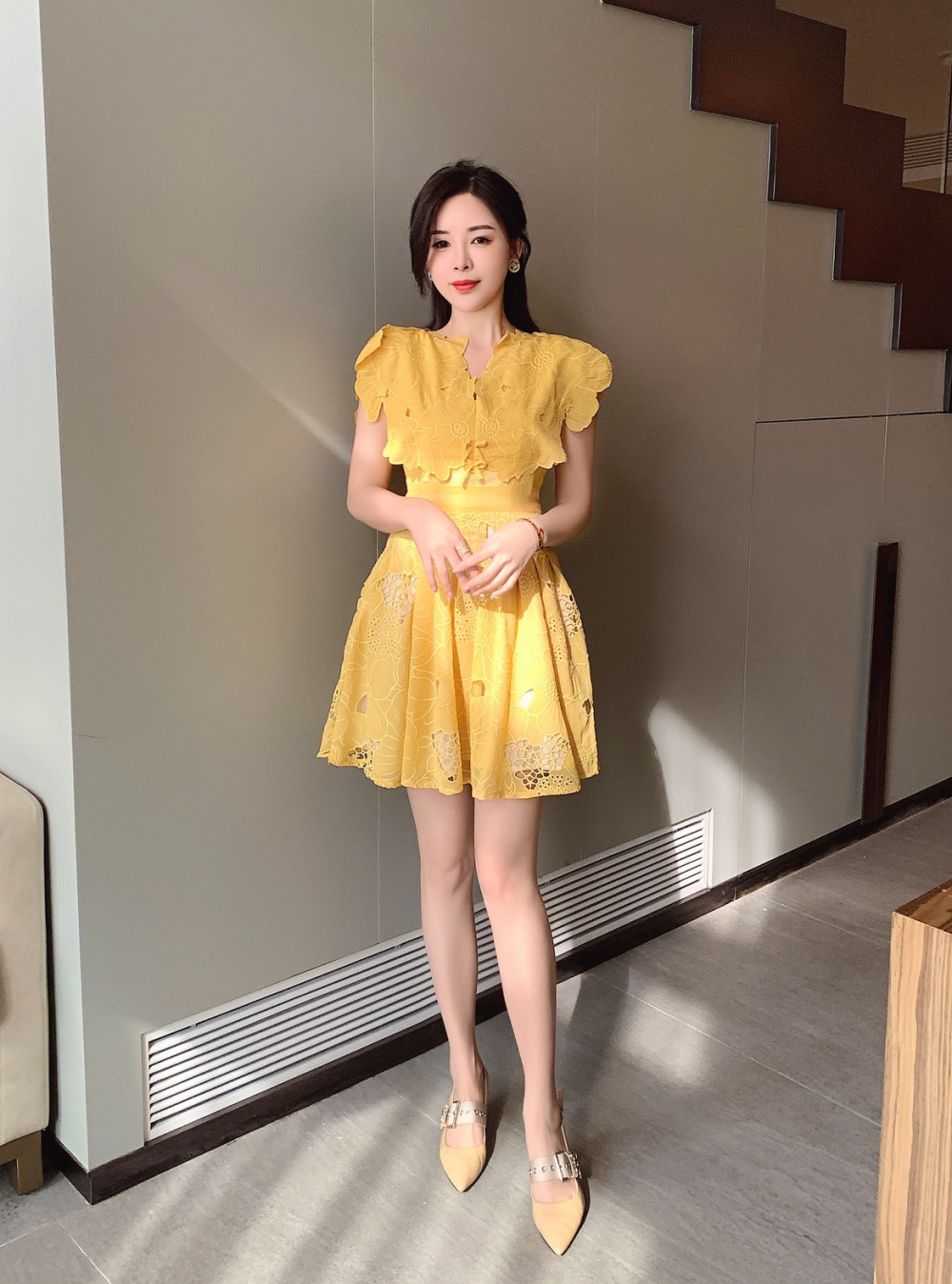 High waist petal summer yellow short dress