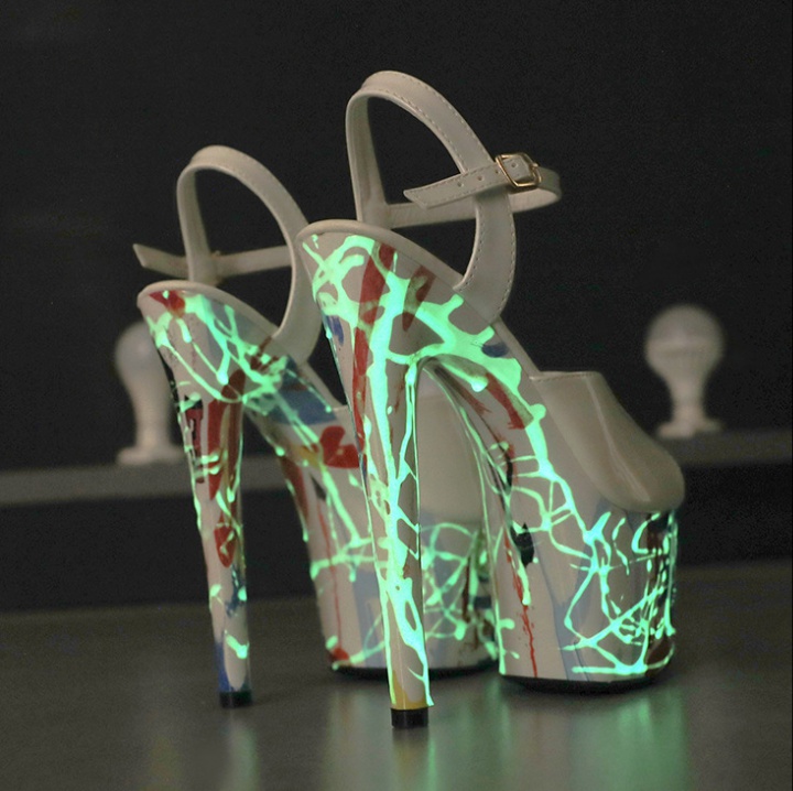 Fluorescent noctilucent platform patent leather sandals