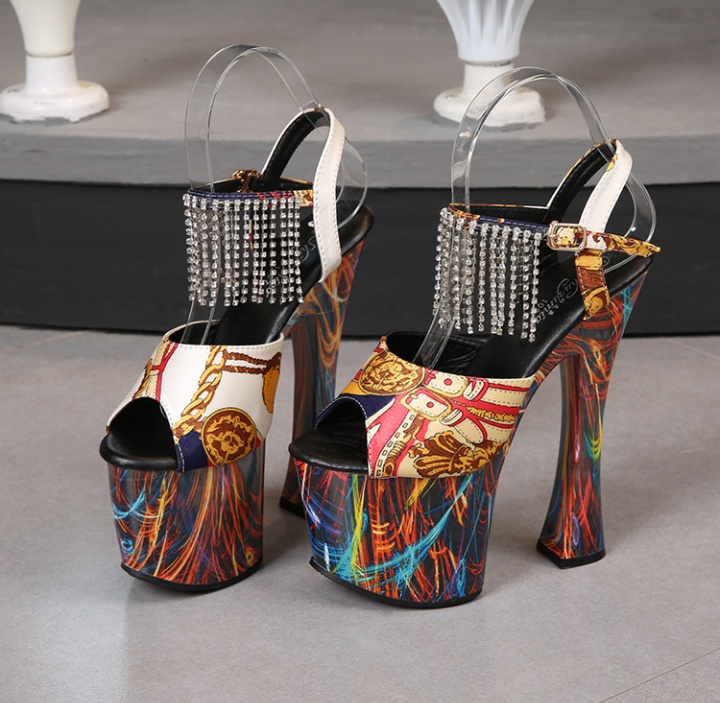 Model nightclub shoes catwalk rhinestone sandals