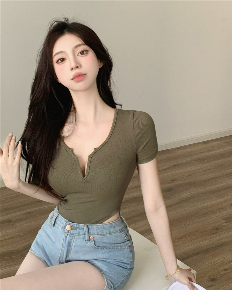 Short sleeve V-neck tops summer slim sweater for women