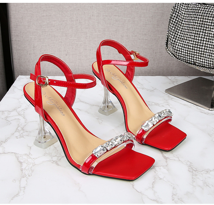 Fashion high-heeled shoes European style slippers