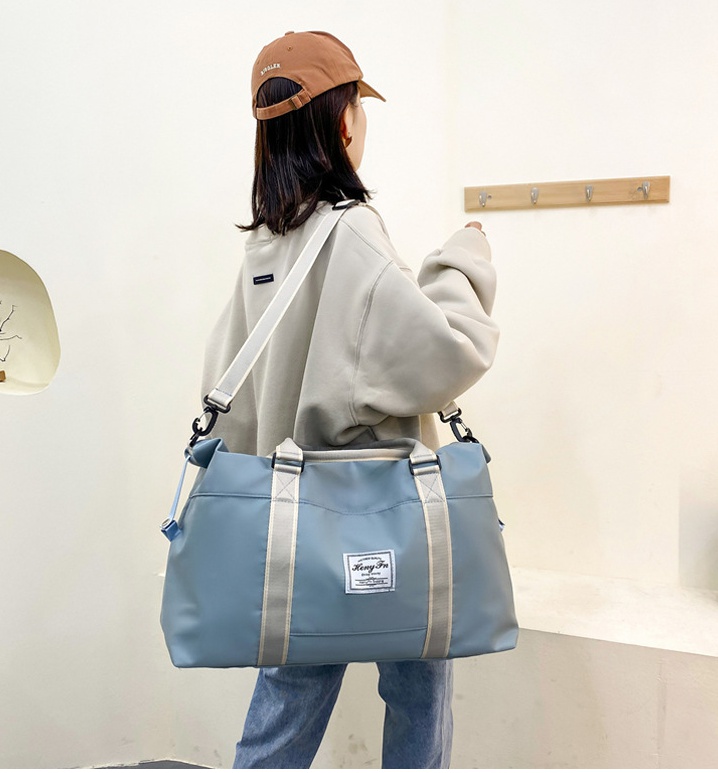 Short high capacity handbag shoulder travel bag for women
