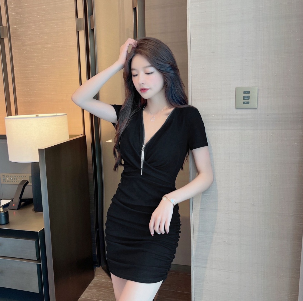 V-neck package hip bottoming temperament slim dress