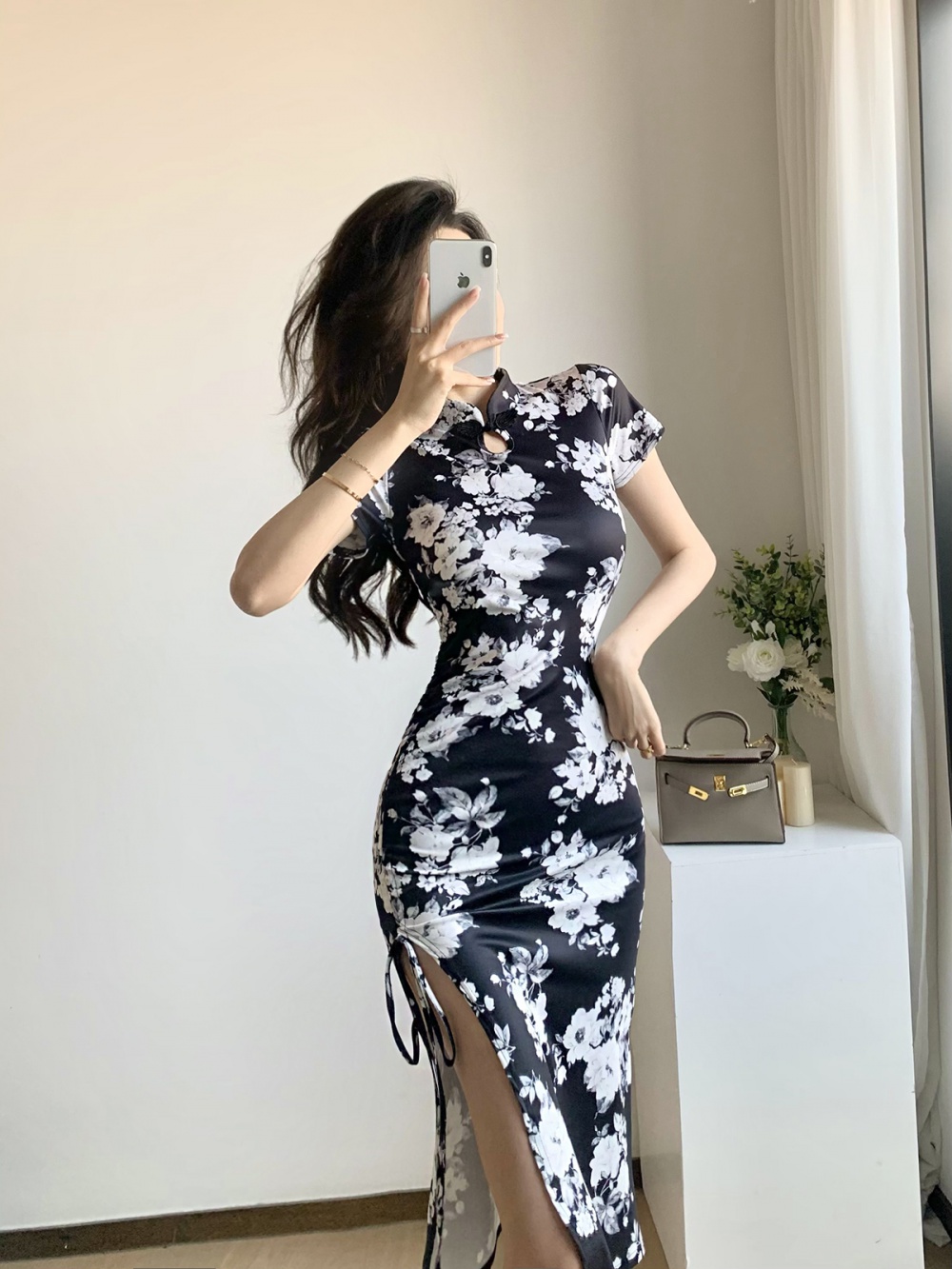 Summer light black-white dress split long tight cheongsam