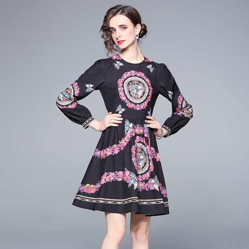 Round neck pullover butterfly commuting spring dress