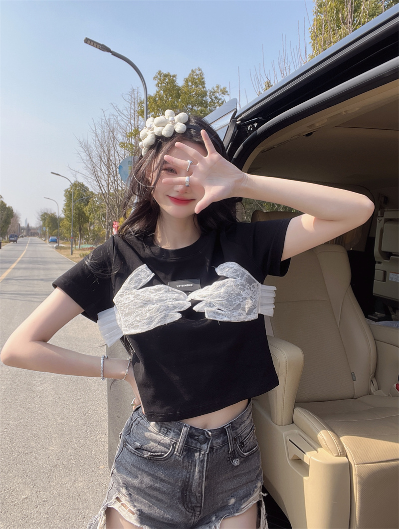 Spell yarn stereoscopic lace decoration T-shirt for women