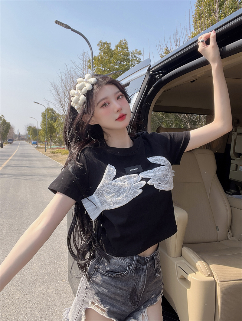 Spell yarn stereoscopic lace decoration T-shirt for women