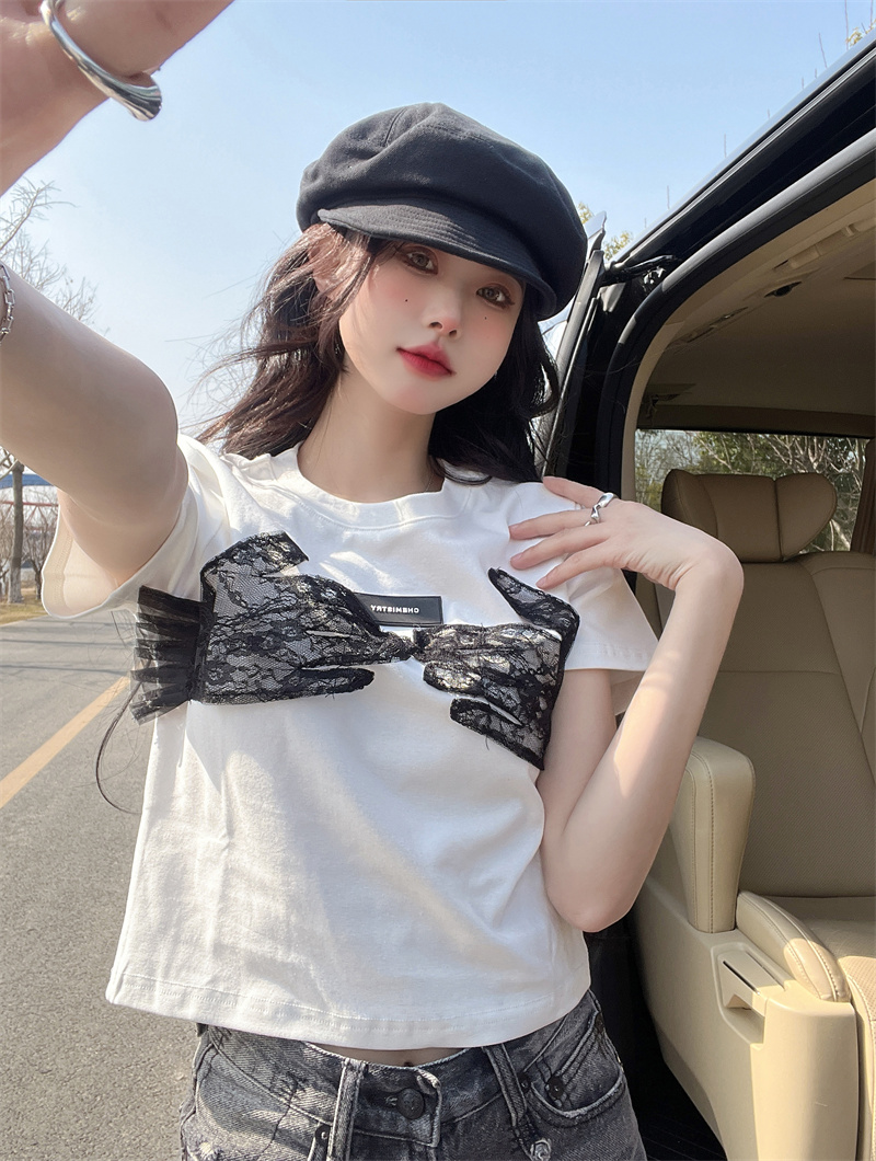 Spell yarn stereoscopic lace decoration T-shirt for women