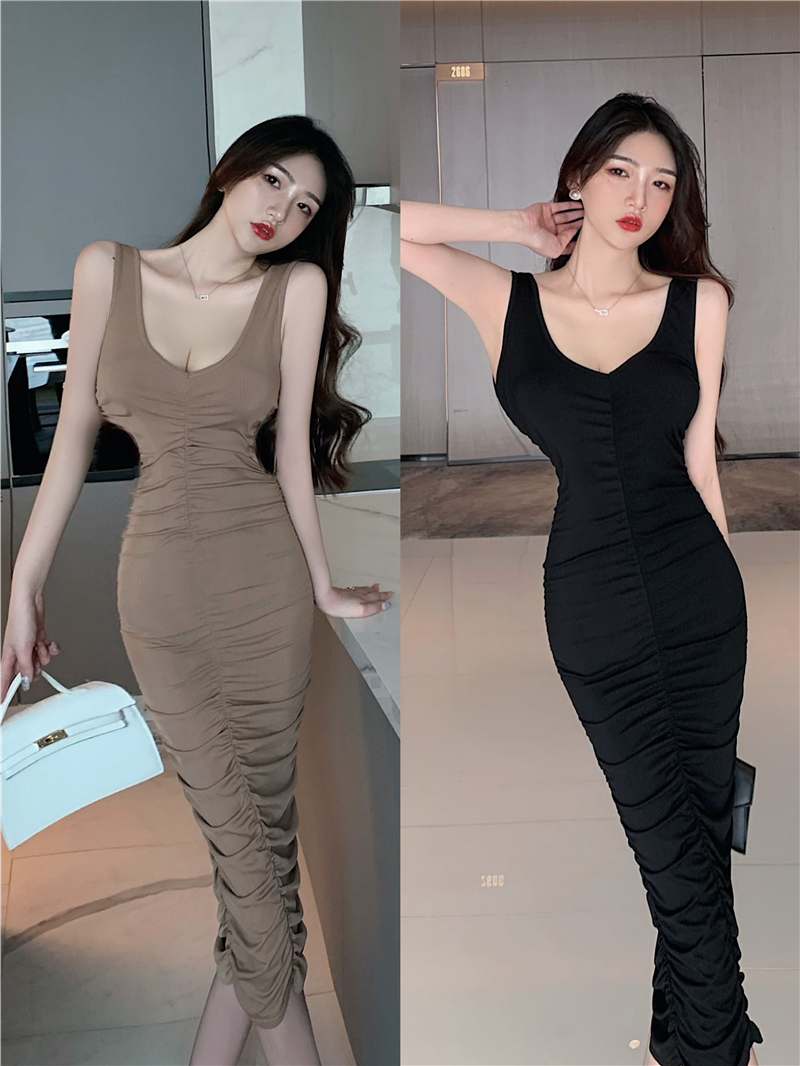 Fold temperament dress U-neck long dress