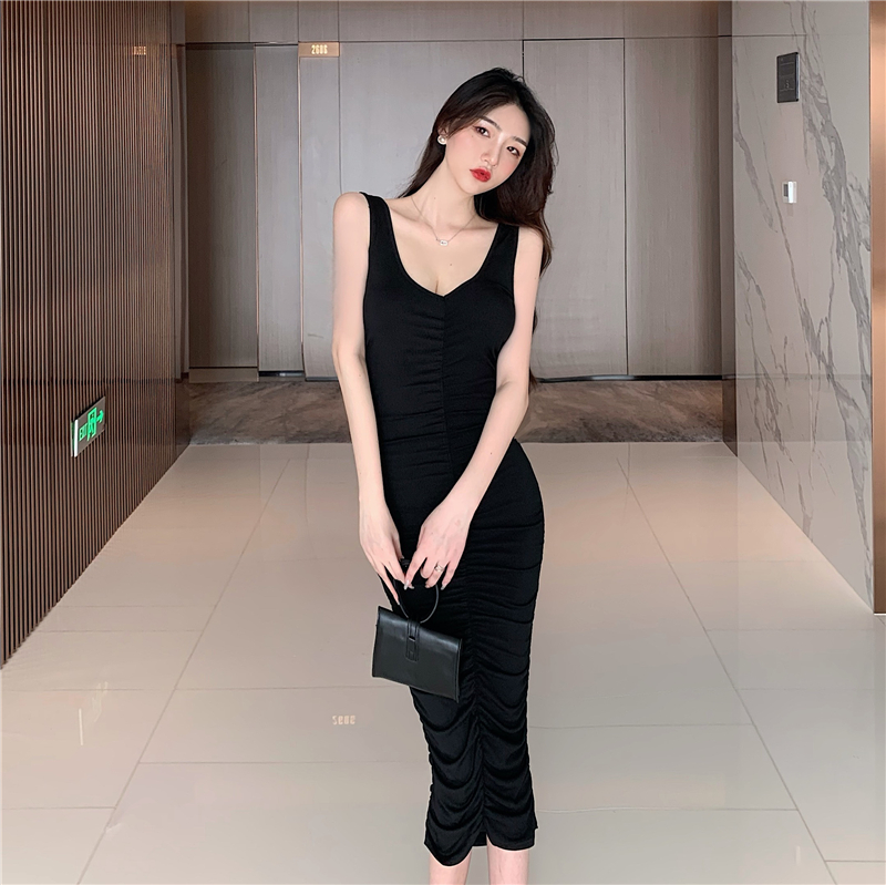 Fold temperament dress U-neck long dress