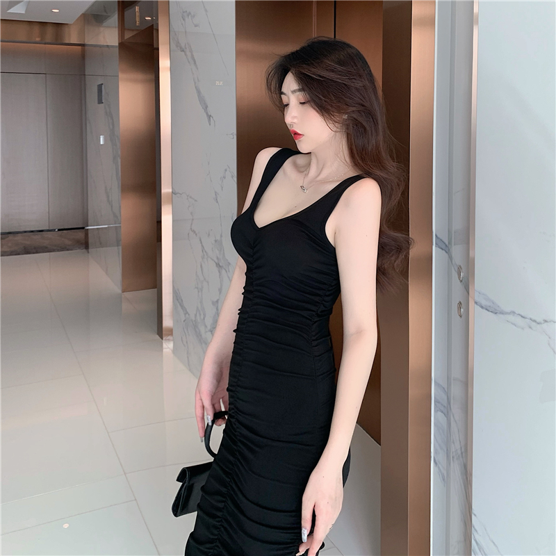 Fold temperament dress U-neck long dress