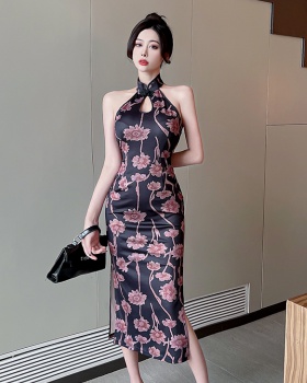 Retro hollow cheongsam halter dress