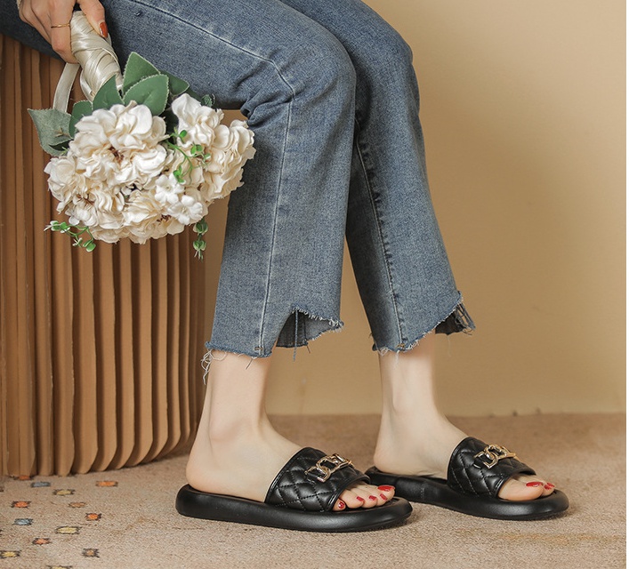 Thick crust tender summer slippers for women