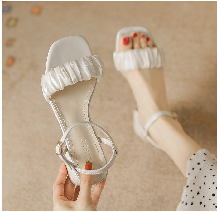 Fashion and elegant summer sandals fold thick shoes for women