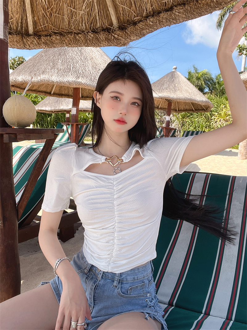 Fold round neck necklace sexy tops for women
