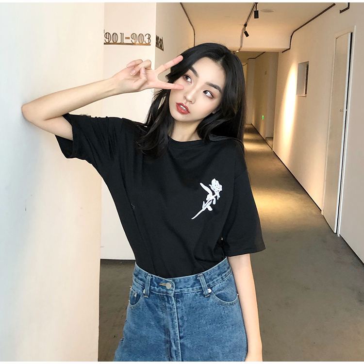 Embroidery Casual loose rose Korean style T-shirt for women