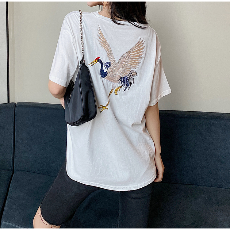 Loose embroidery Casual short sleeve Korean style T-shirt
