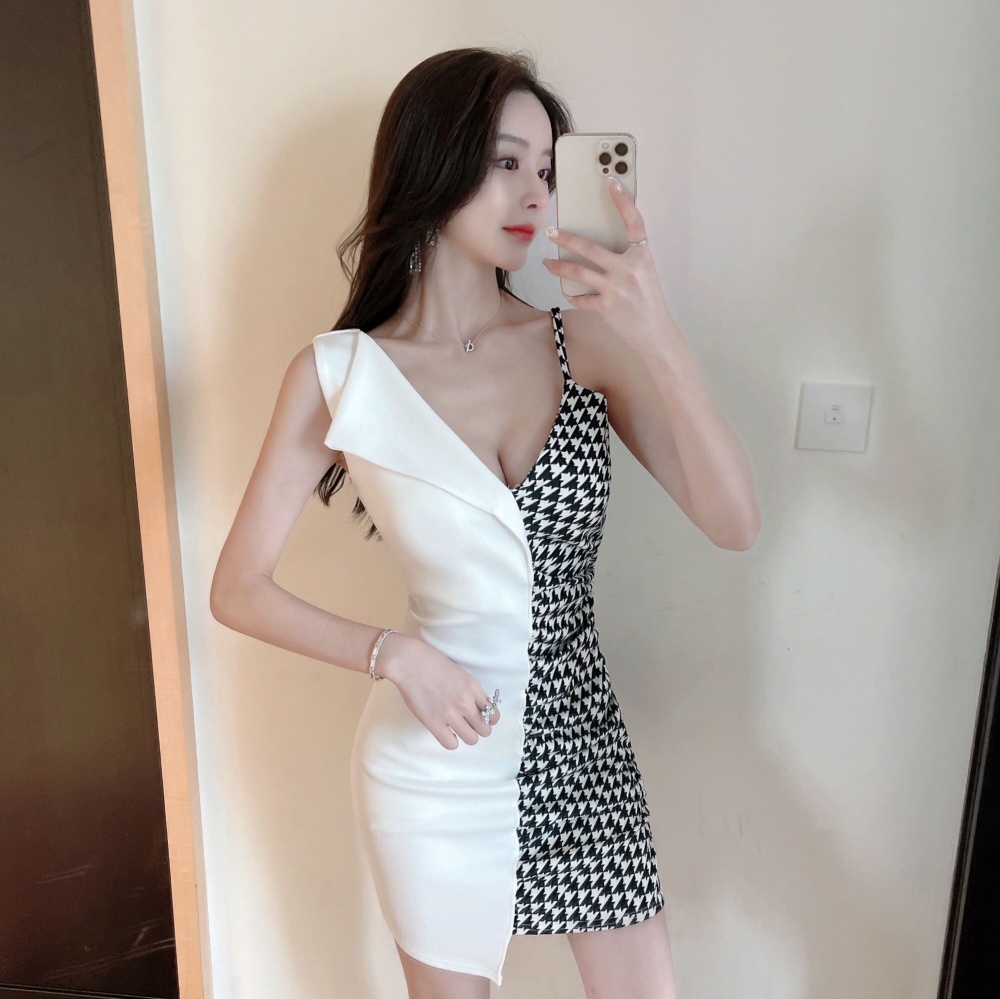 Black-white sexy irregular dress plaid vacation strap dress