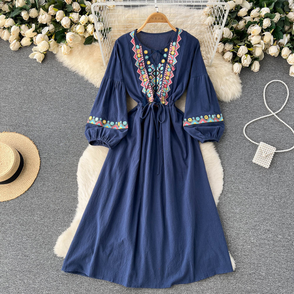 V-neck long pinched waist embroidery frenum dress for women