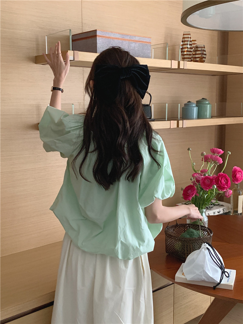 Round neck lantern sleeve lovely short sleeve sweet shirt