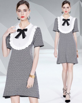 Fashion and elegant houndstooth knitted dress