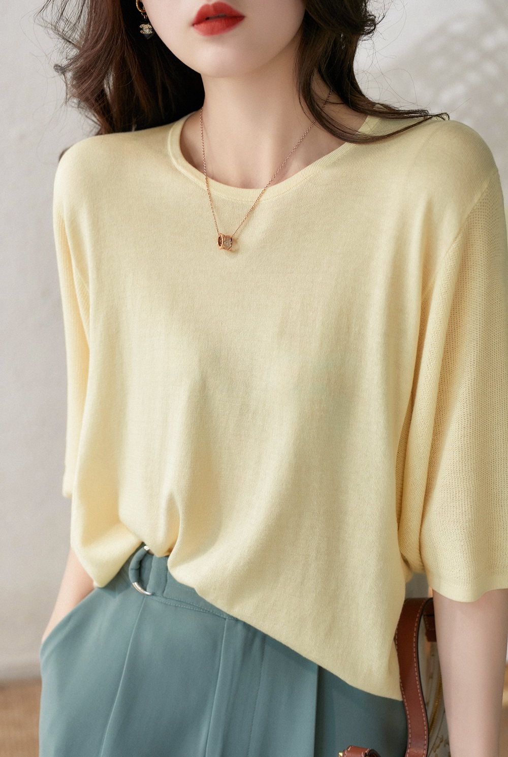 Summer knitted pullover round neck bat sleeve tops