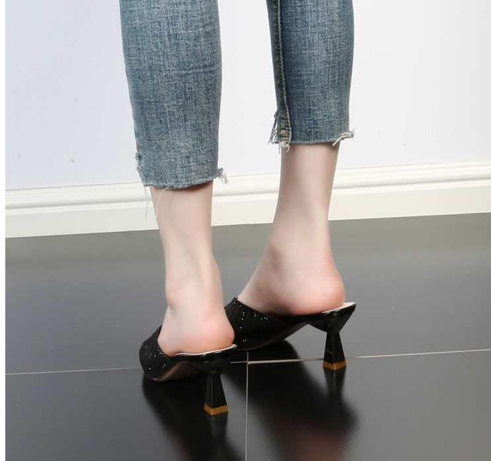 Fine-root gauze summer pointed Korean style slippers
