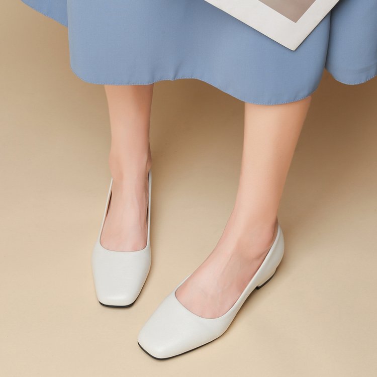 Low fashion shoes Korean style square head footware for women