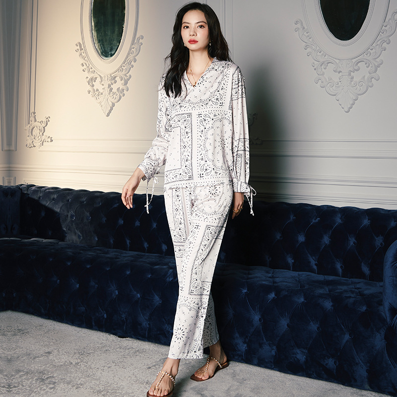 Long sleeve spring and summer pajamas a set for women